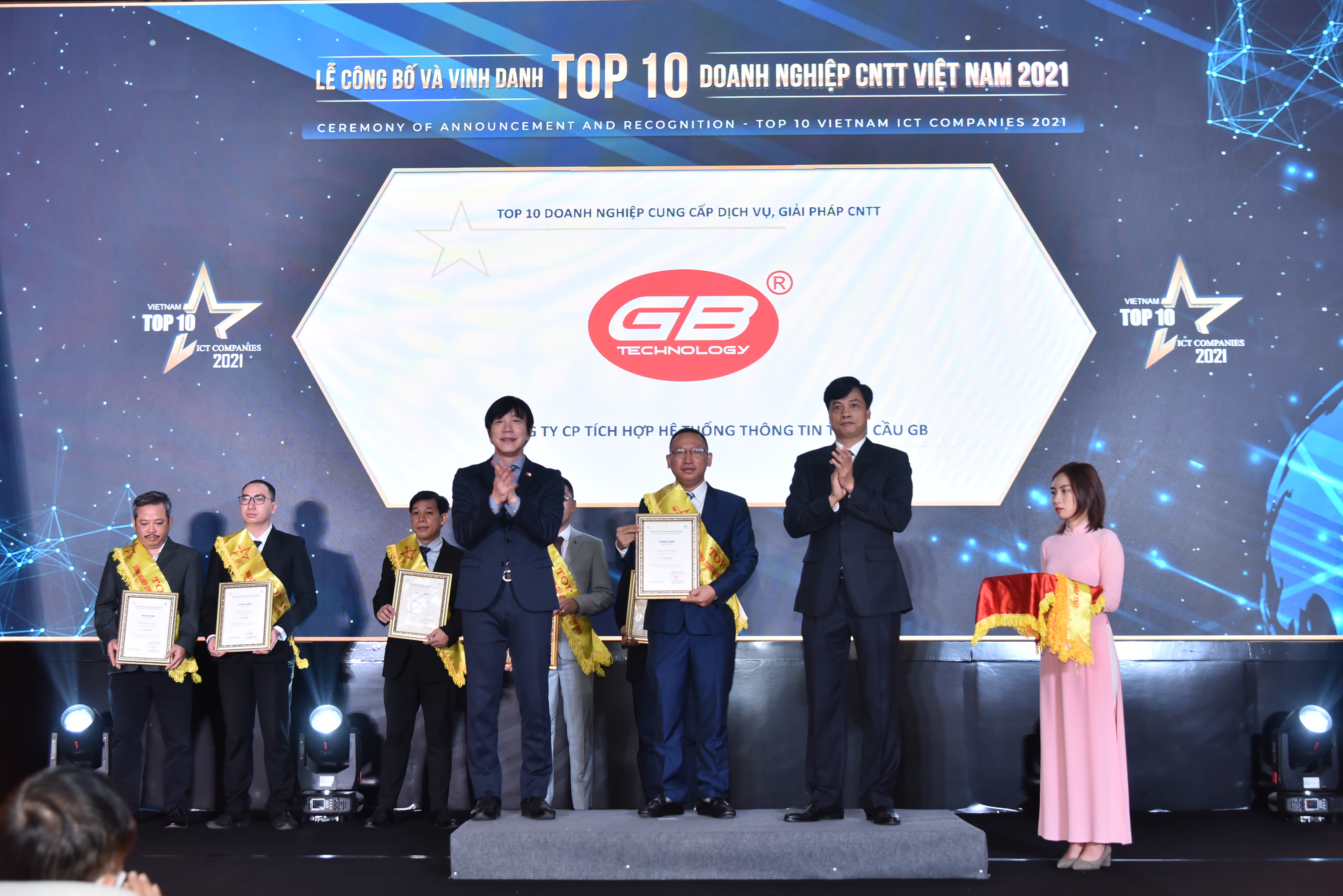 GBIS vinh dự lọt TOP 10 doanh nghiệp CNTT Việt Nam 2021